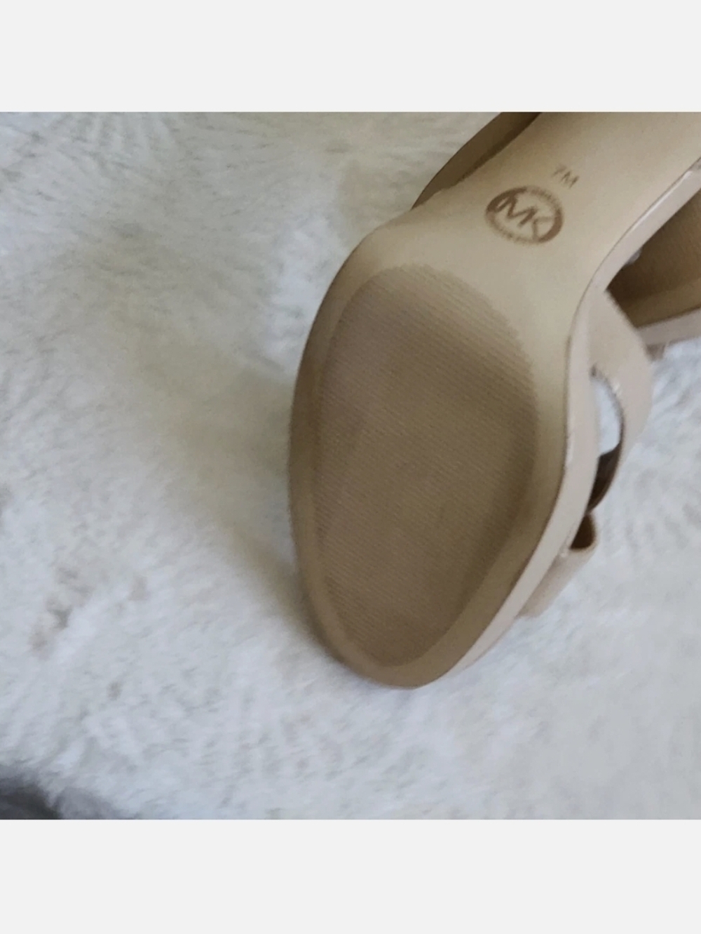 MICHAEL MICHAEL KORS Alexia Patent Leather Beige Stiletto Sandals 7M MSRP $155 - Picture 11 of 16